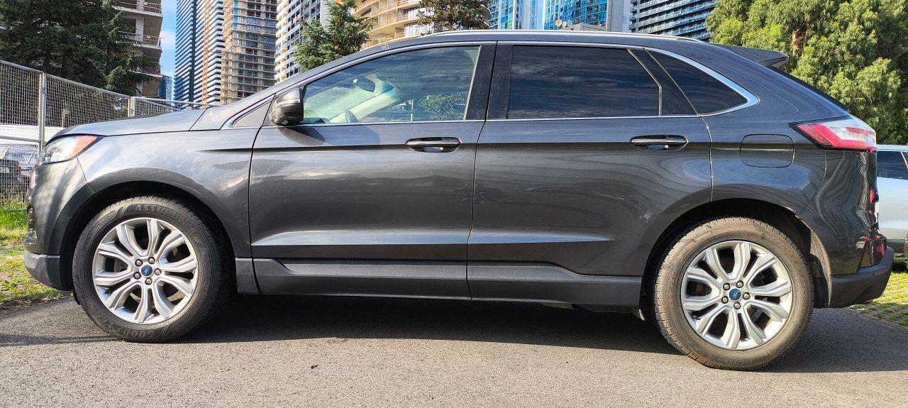 Автомобиль Ford Edge Titanium, 2020 год