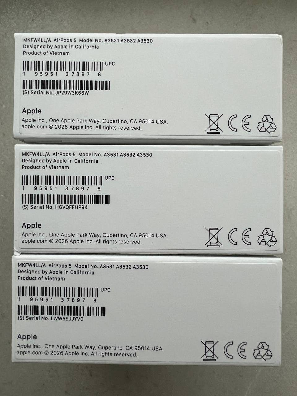 Наушники Apple AirPods 5, новые
