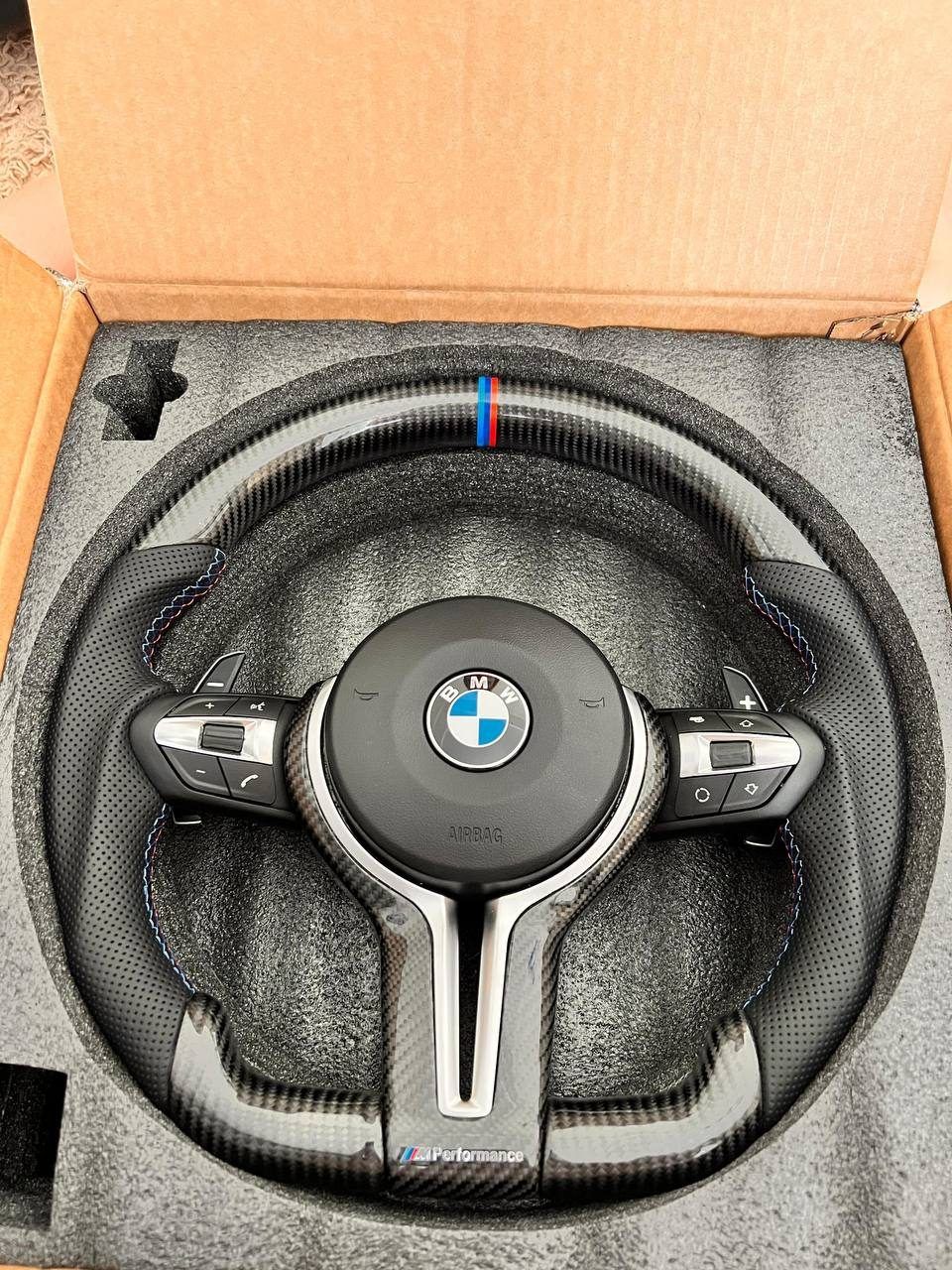 Руль BMW X5 e70, в карбоне