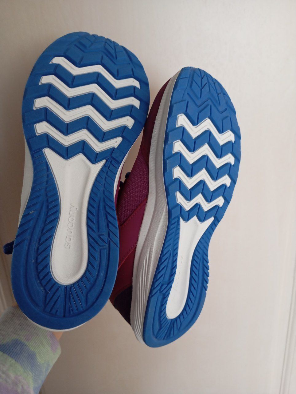 Кроссовки Saucony, размер 38