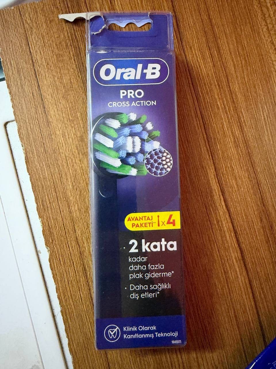 Насадки для зубной щетки Oral-B cross action, 4 шт