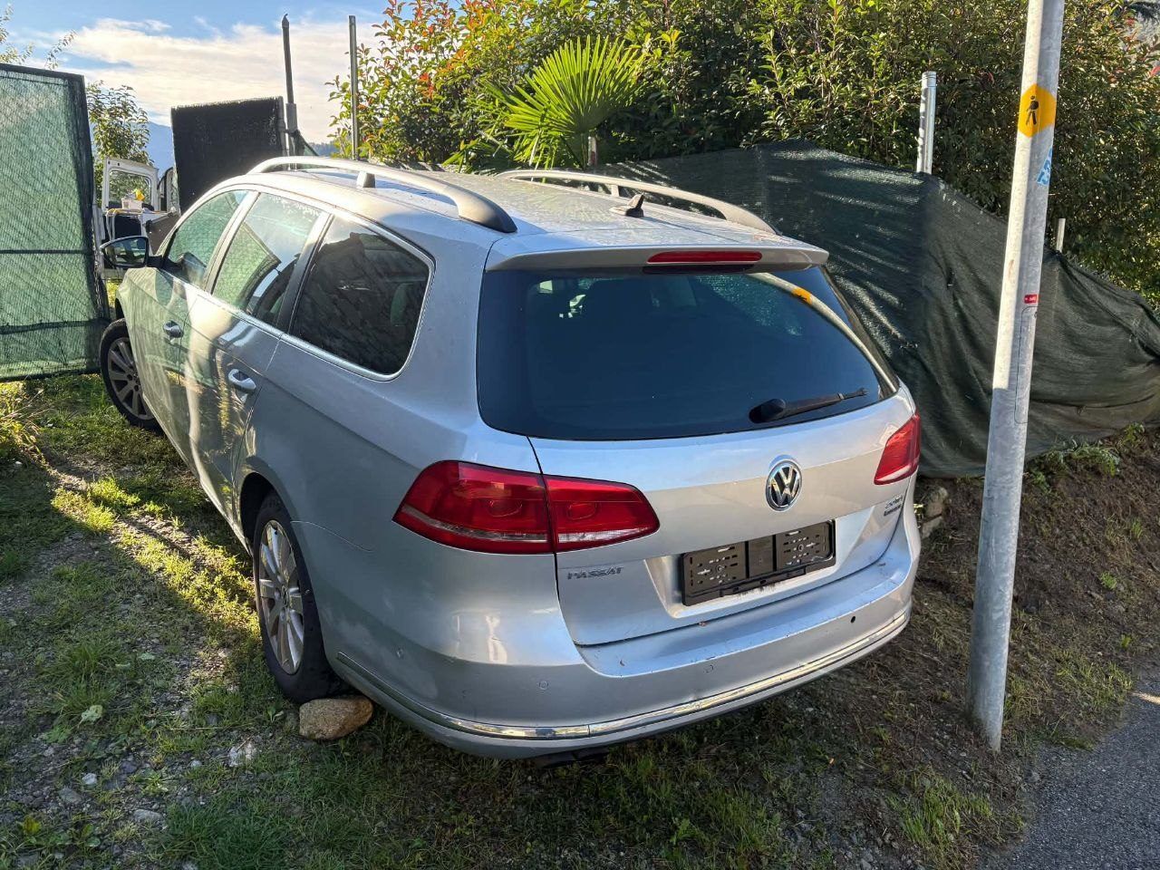 Автомобиль Volkswagen Passat 2.0 TDI, 2013