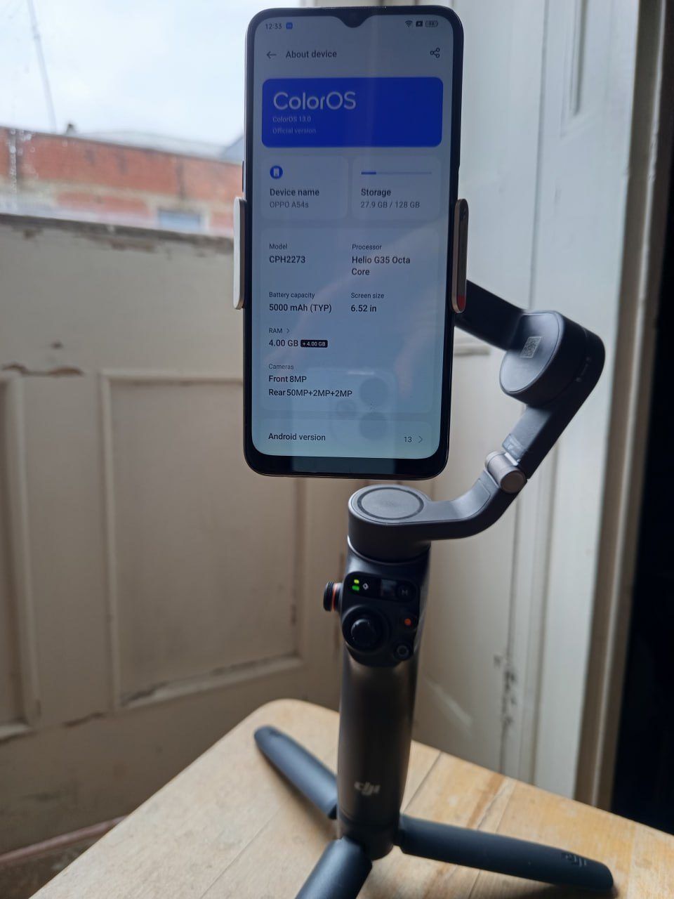 DJI Osmo Mobile 6 (OM6) — Флагманский стабилизатор для киношных видео на смартфо