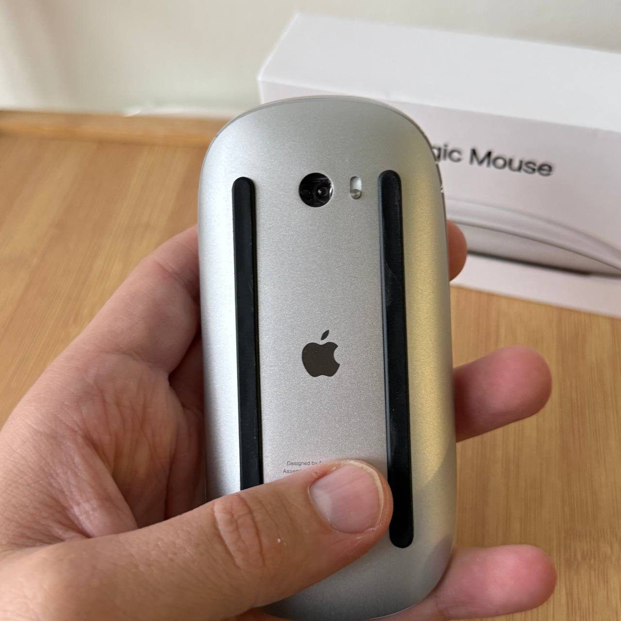 Беспроводная мышь Apple Magic Mouse Lightning