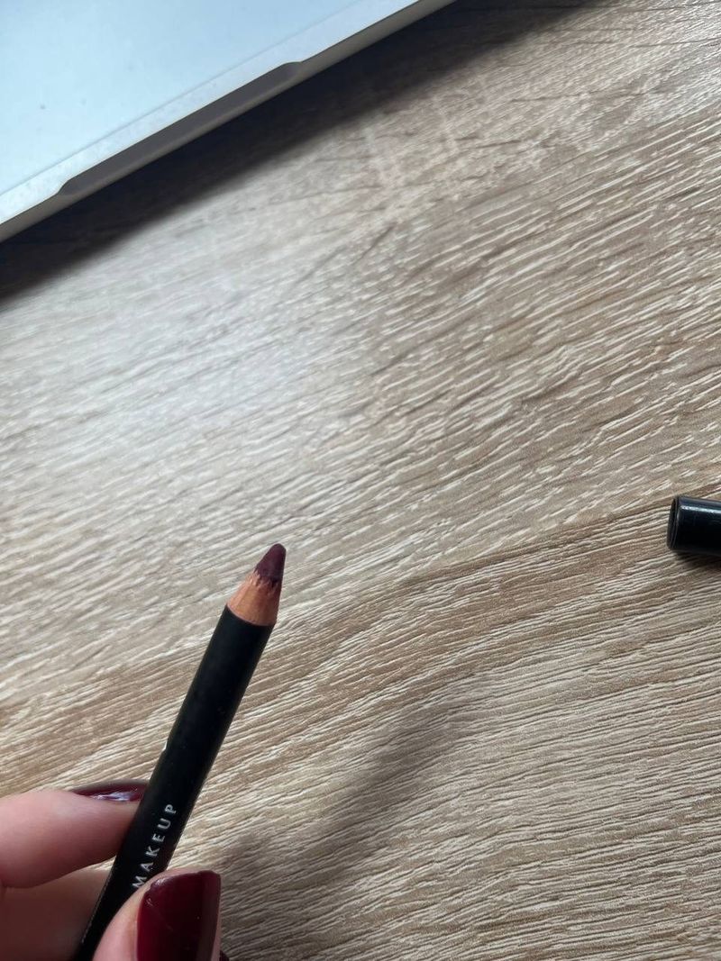 Карандаш для губ NYX Girl, Bye