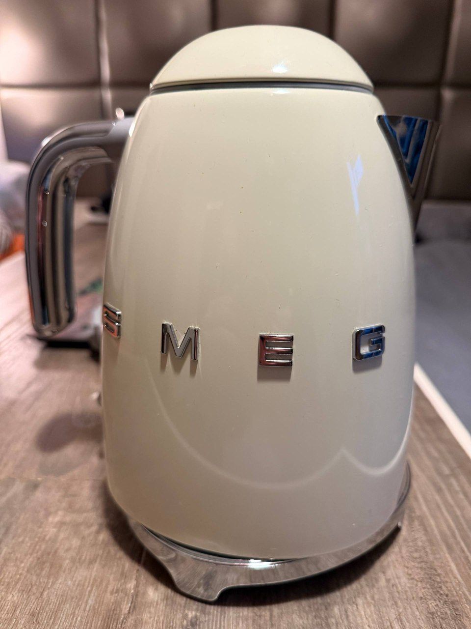 Электрический чайник Smeg 1.7л, 1.7 л