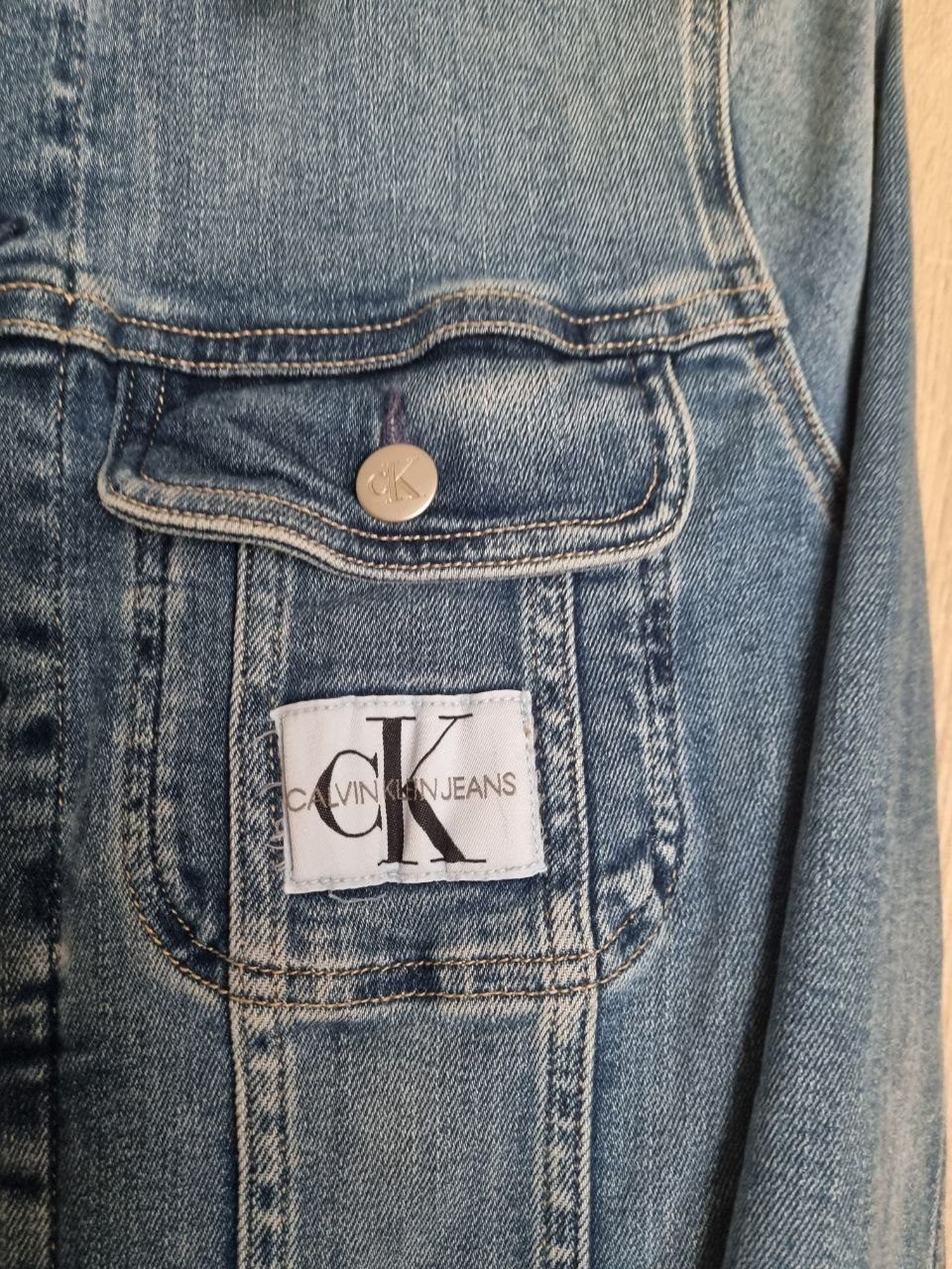 Джинсовая куртка Calvin Klein, размер XS