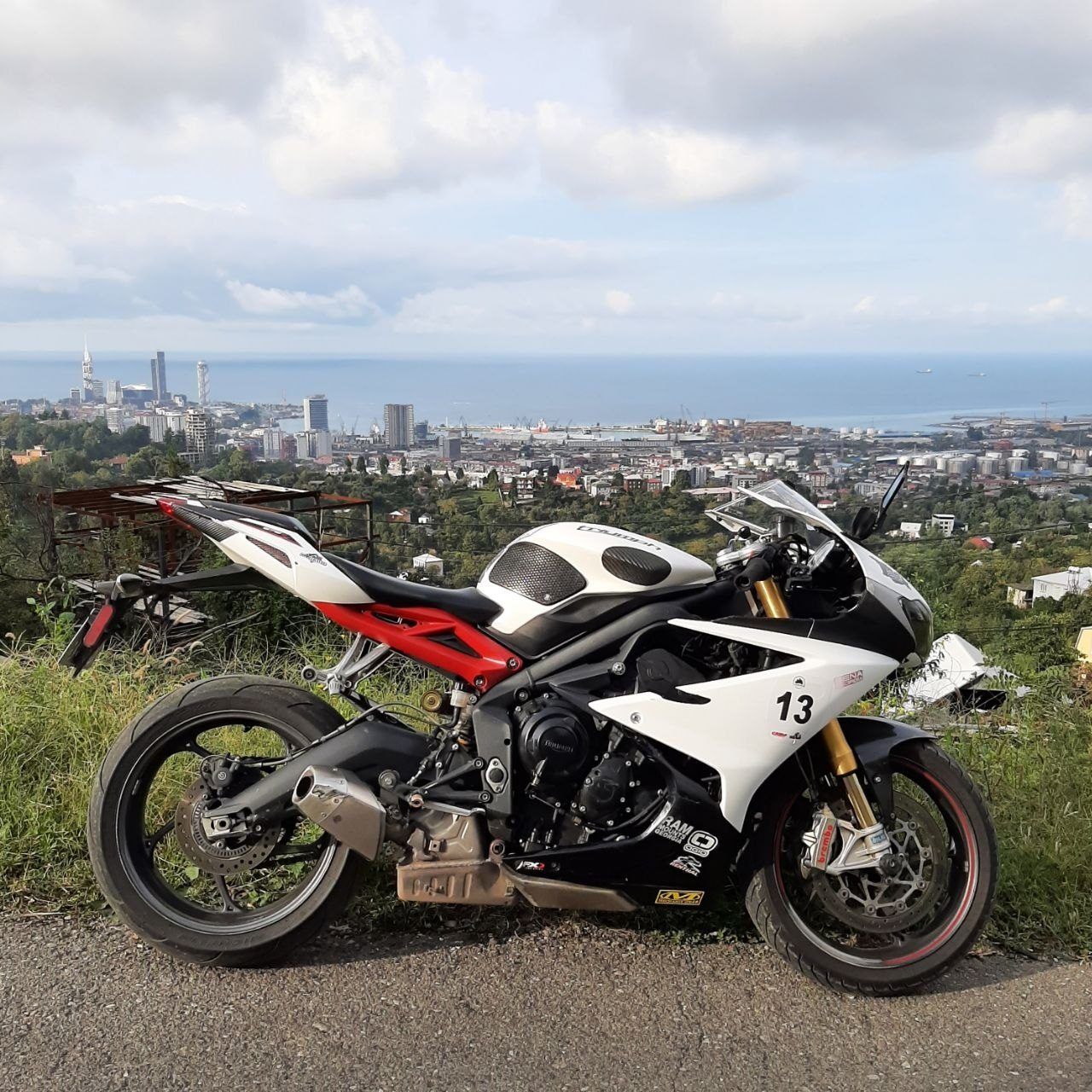 Мотоцикл Triumph Daytona 675R, 2012