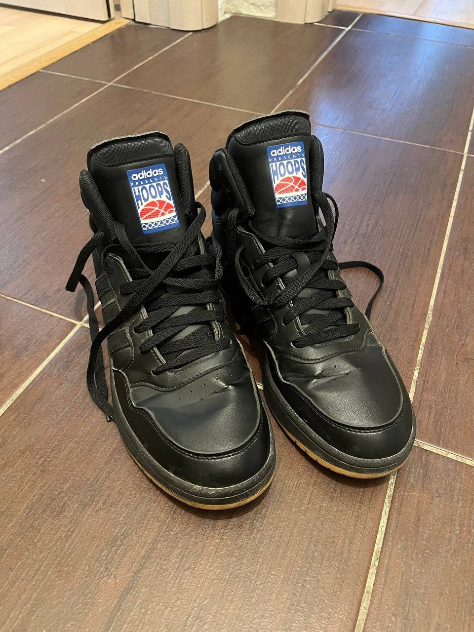Кроссовки Adidas, размер 44