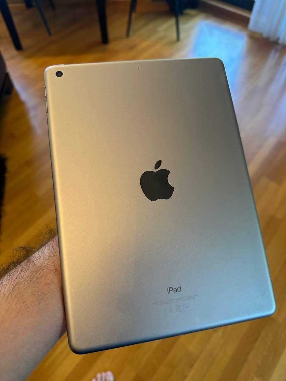 Планшет Apple iPad 6