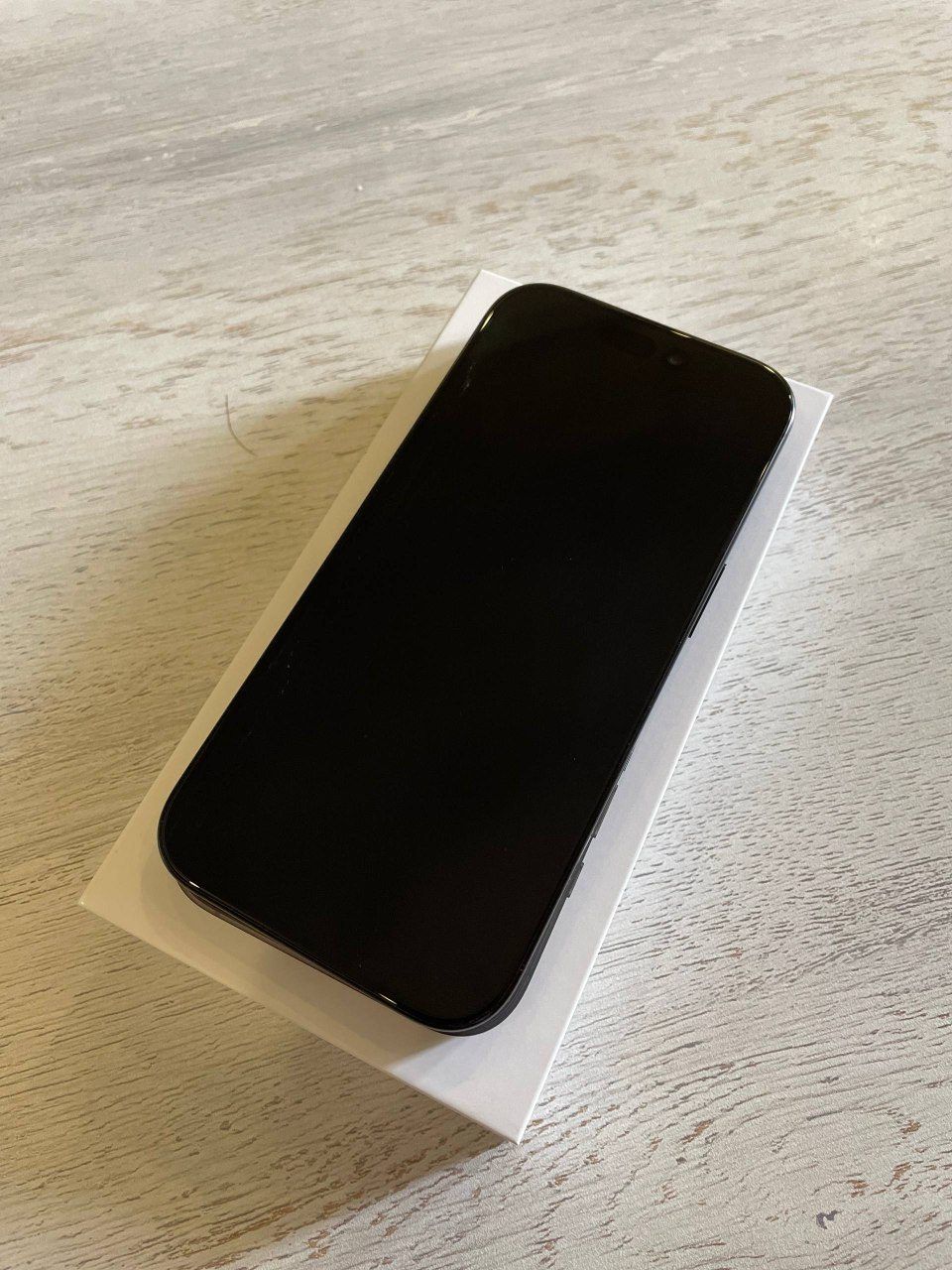 Смартфон iPhone 16 Pro, 128 GB