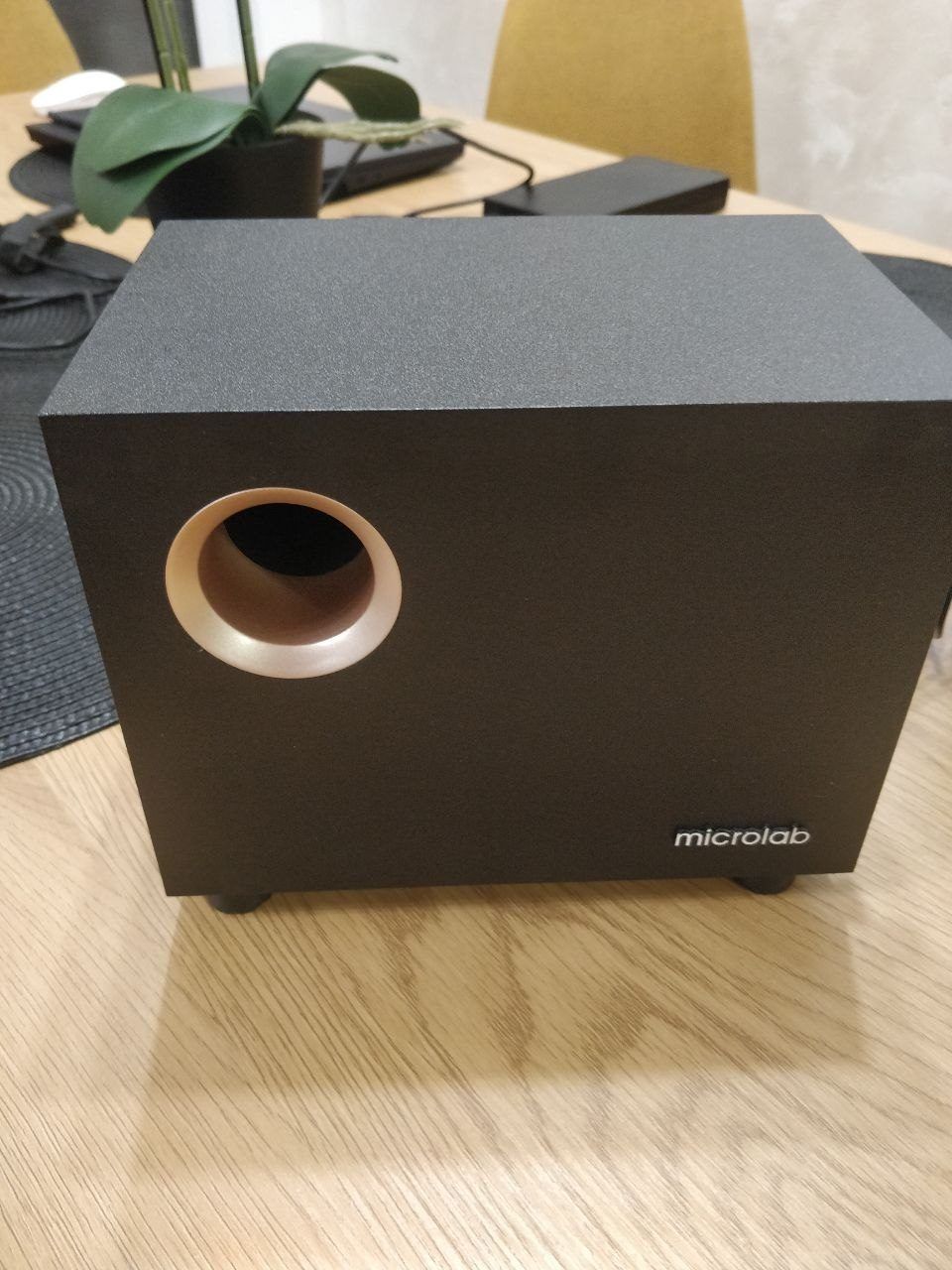 Акустическая система Microlab m-105, 2+1