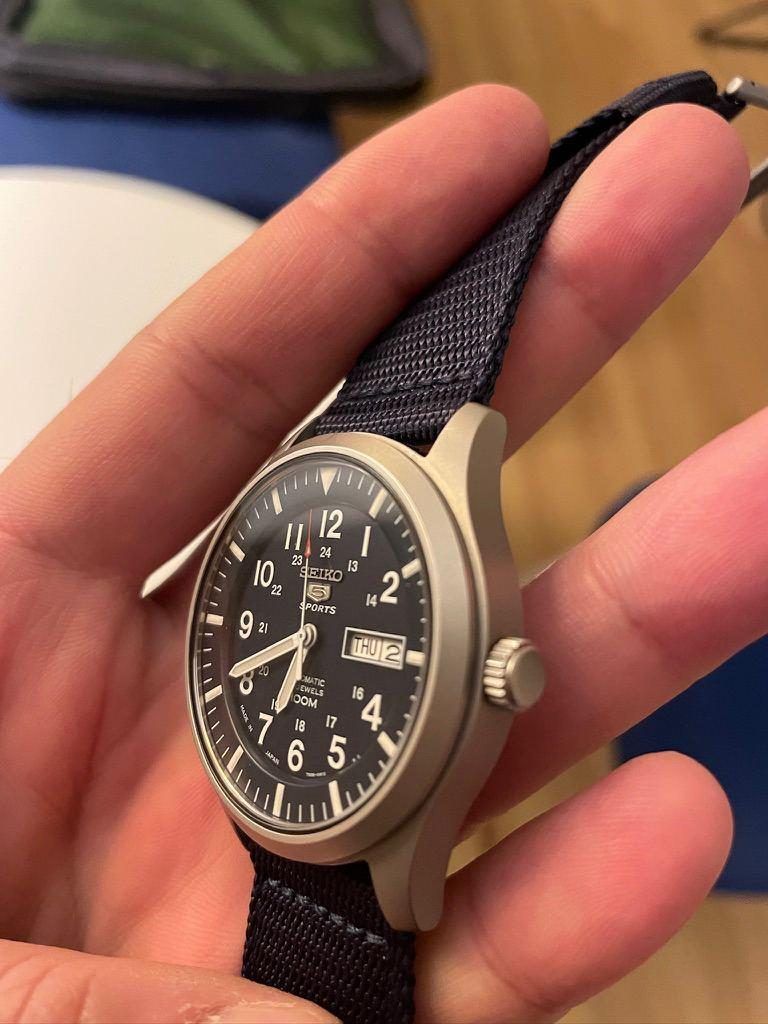Часы SEIKO SNZG11J1, синий