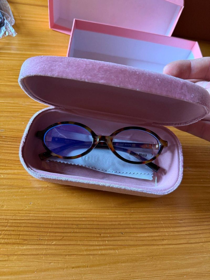 Очки MIU MIU