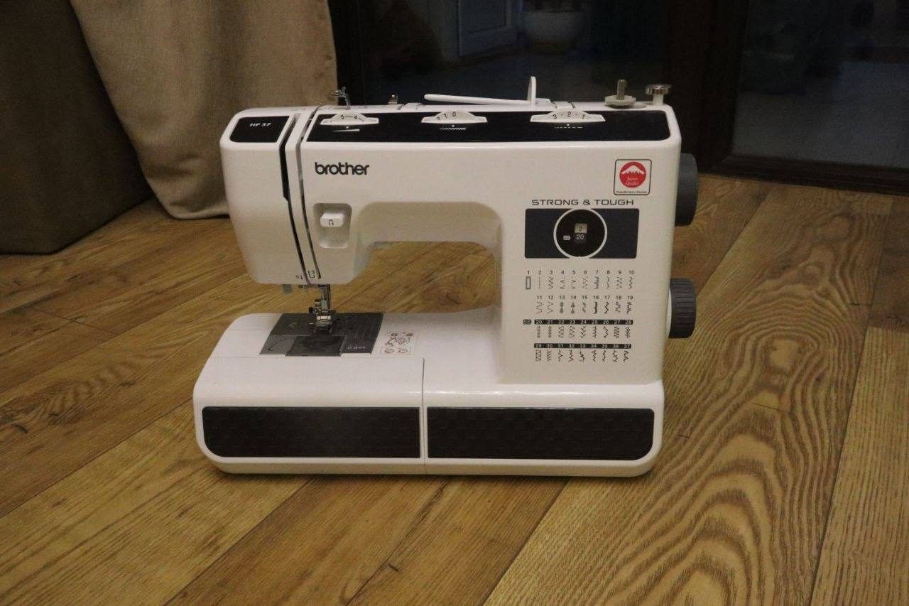 Швейная машинка Brother ST371HD
