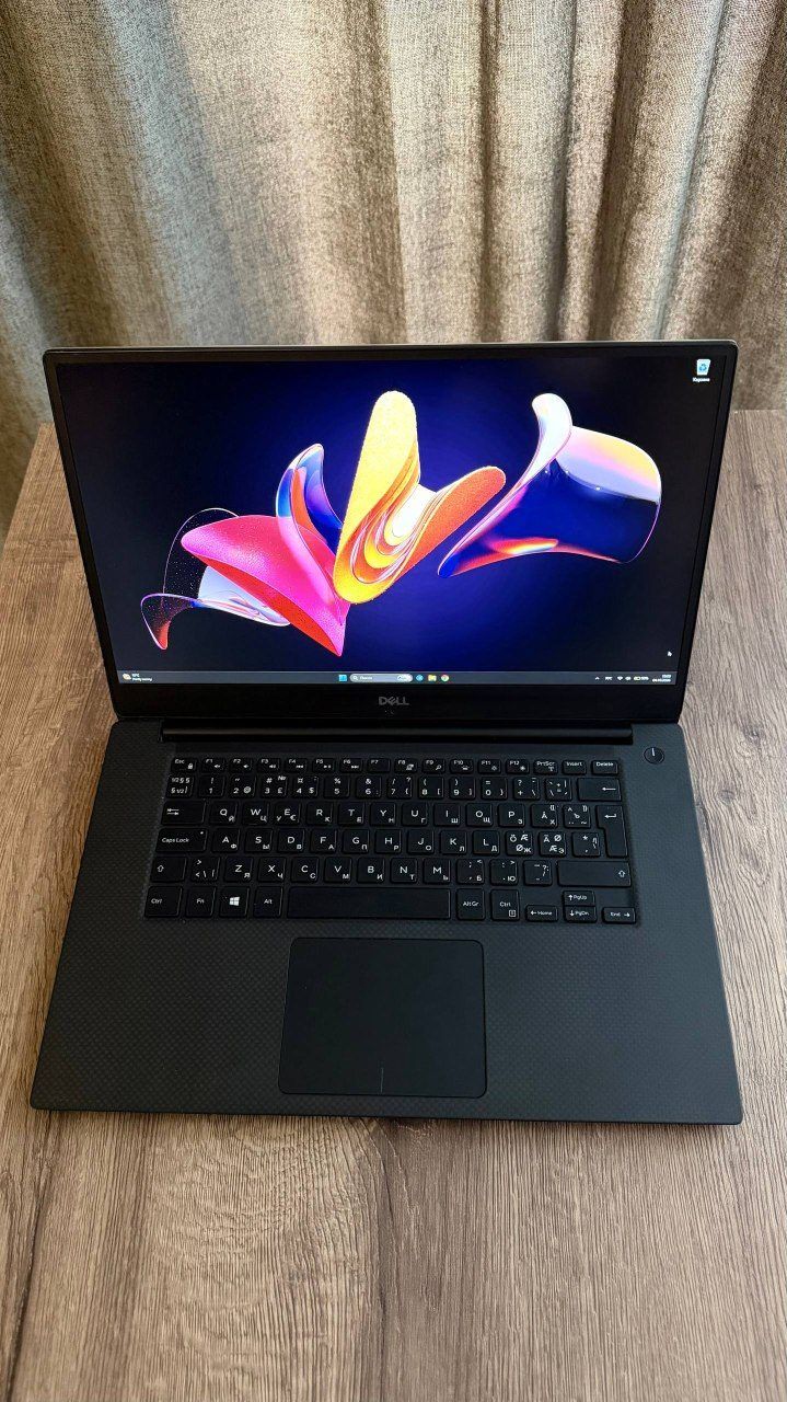 Dell Precision 5530 i7 32GB RAM 512GB SSD