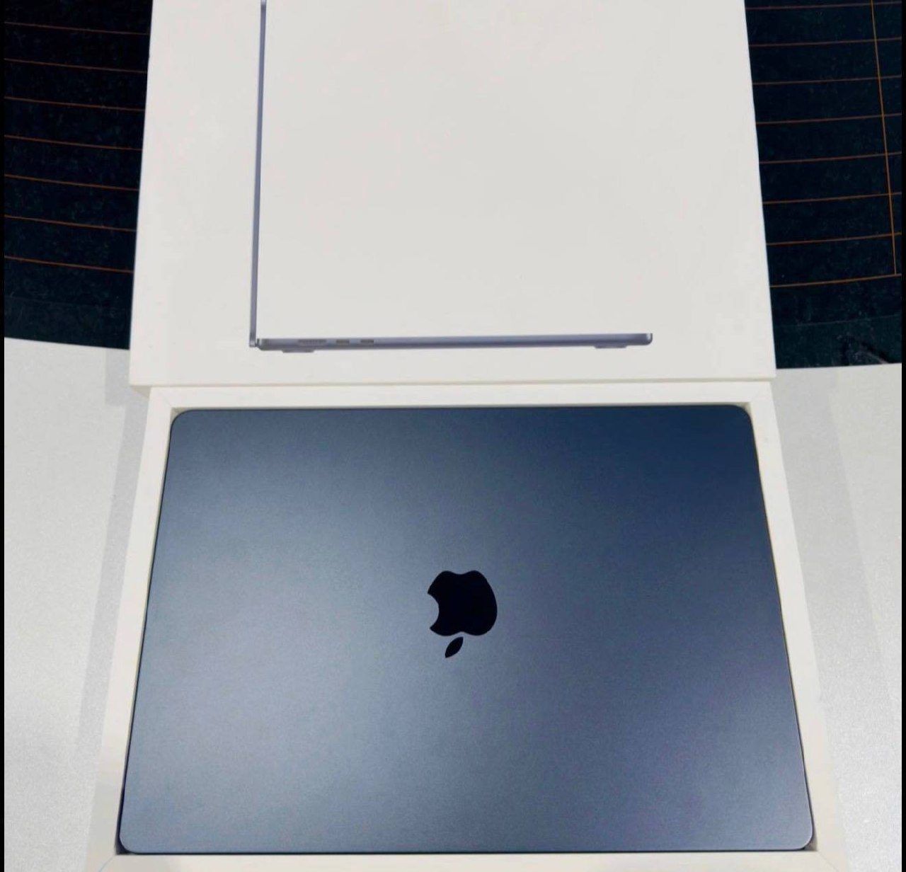 Ноутбук Apple MacBook Air, 16 ГБ