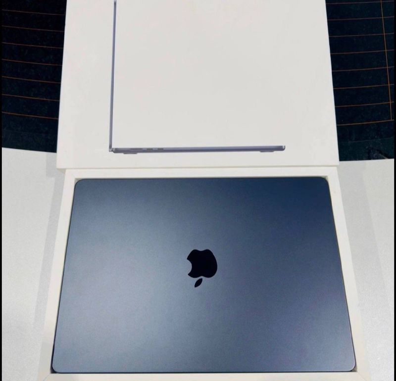 Ноутбук Apple MacBook Air, 16 ГБ