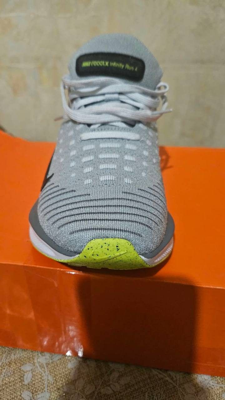 Кроссовки Nike, размер 39-40