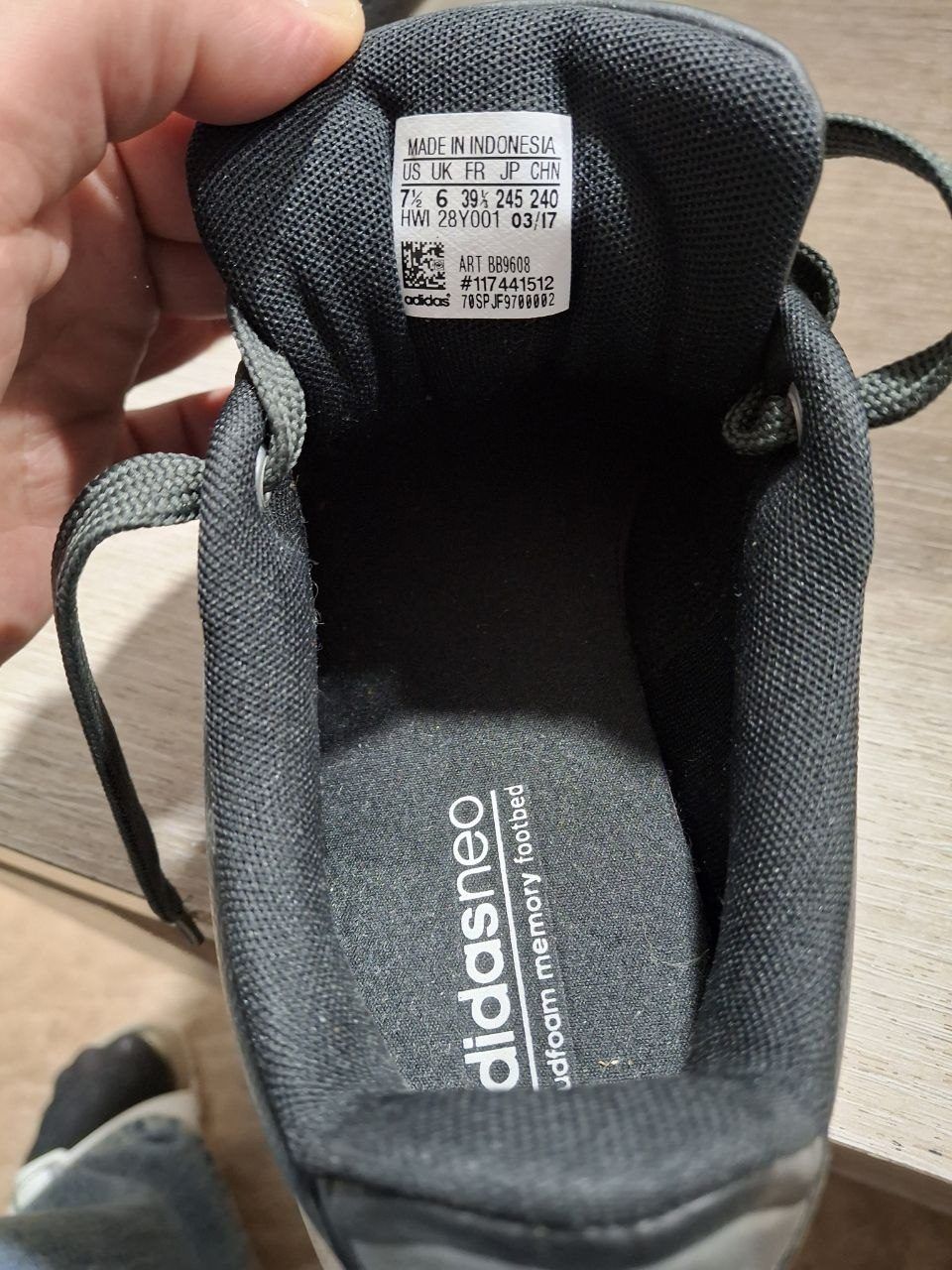 Кроссовки Adidas cloudfoam, размер 39
