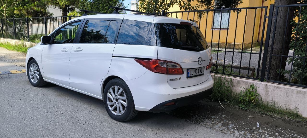 Автомобиль Mazda 5, 2012