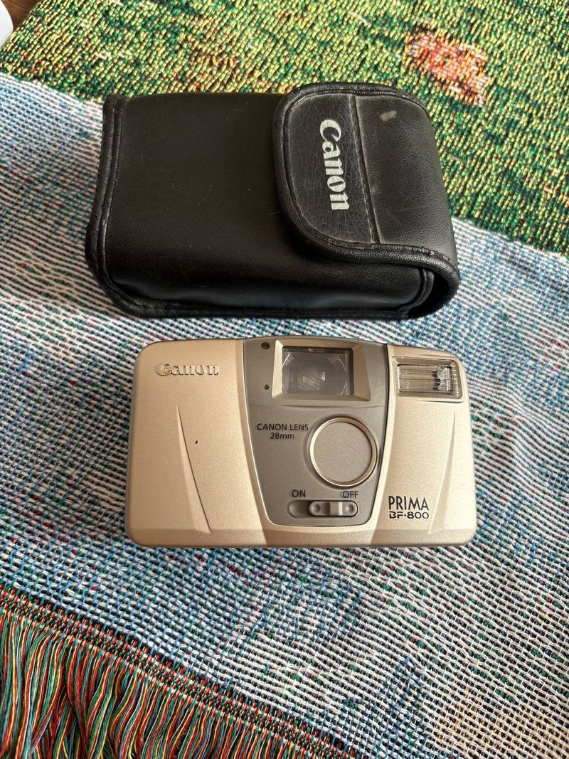 Пленочный фотоаппарат Canon Prima BF-800, с чехлом