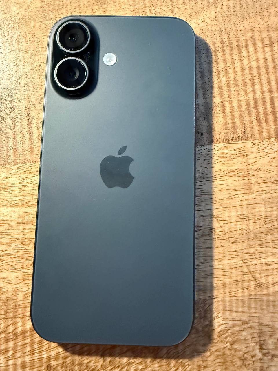 Смартфон Apple Iphone 17, 256Gb