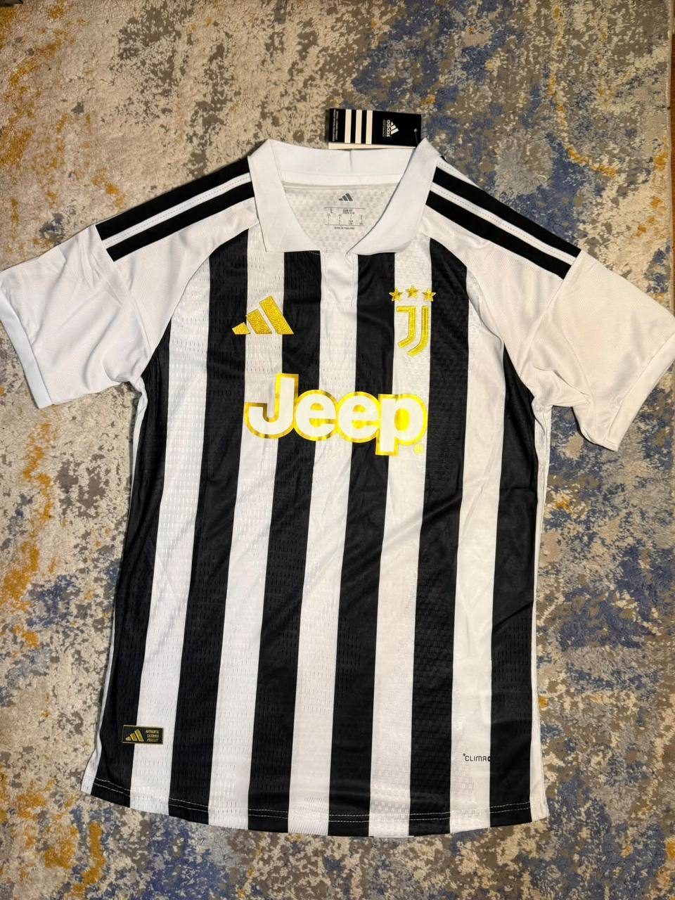Футболка Adidas, размер L