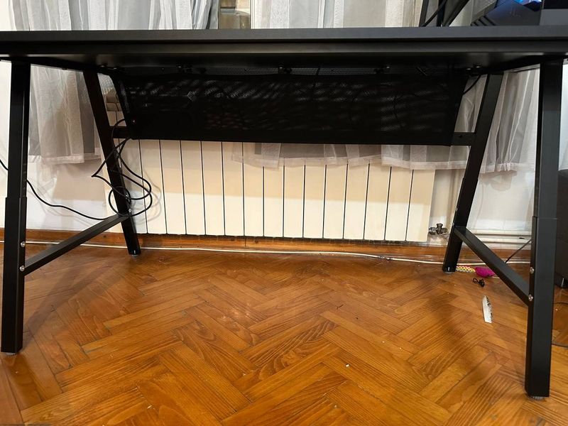 Компьютерный стол IKEA UTESPELARE, 160×80 см