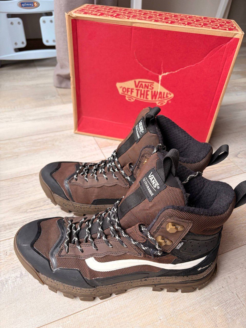 Мужские ботинки Vans с GoreTex, размер 10,5 US