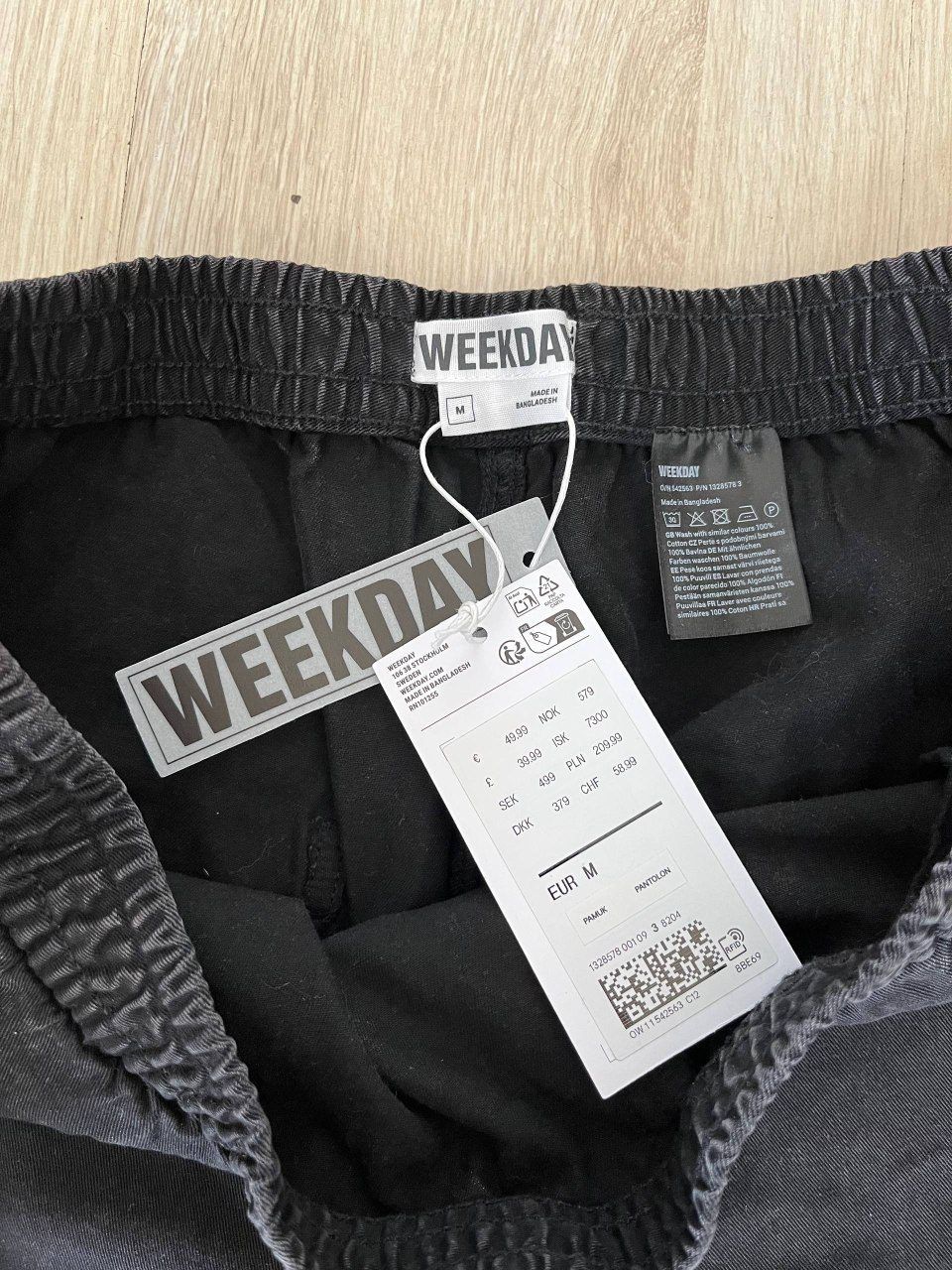 Брюки Weekday, размер M