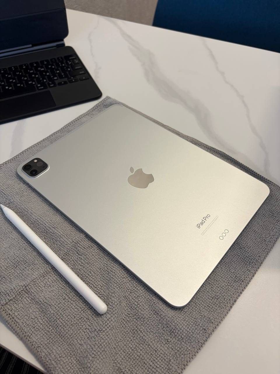 Планшет, клавиатура и стилус iPad Pro 11” / Magic Keyboard / Apple