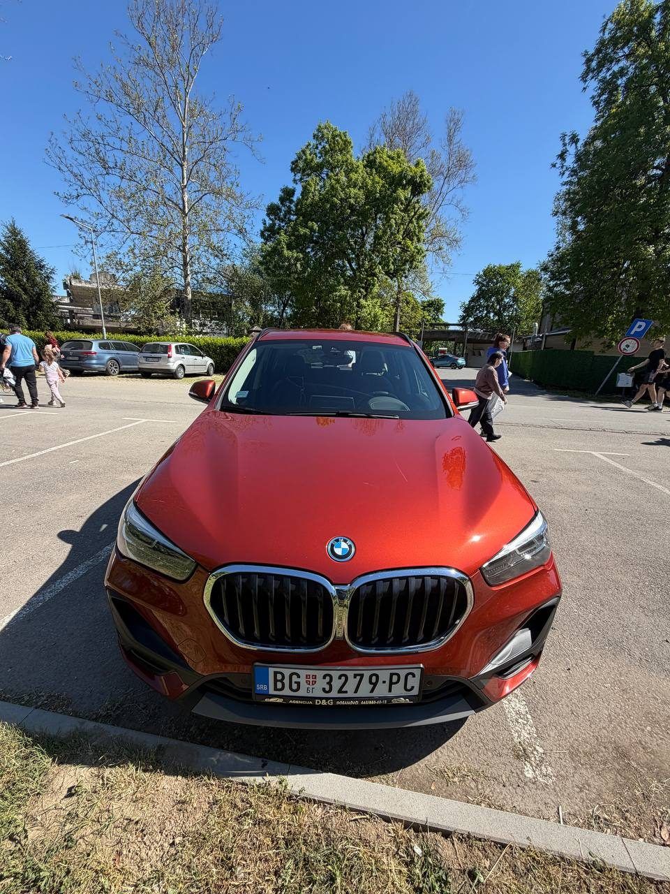 Автомобиль BMW X1, 2021