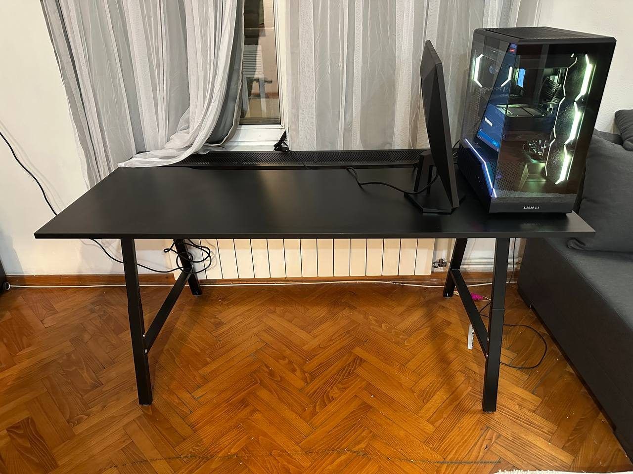 Компьютерный стол IKEA UTESPELARE, 160×80 см