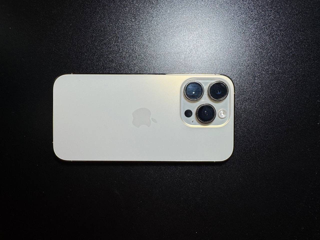 Смартфон iPhone 14 Pro