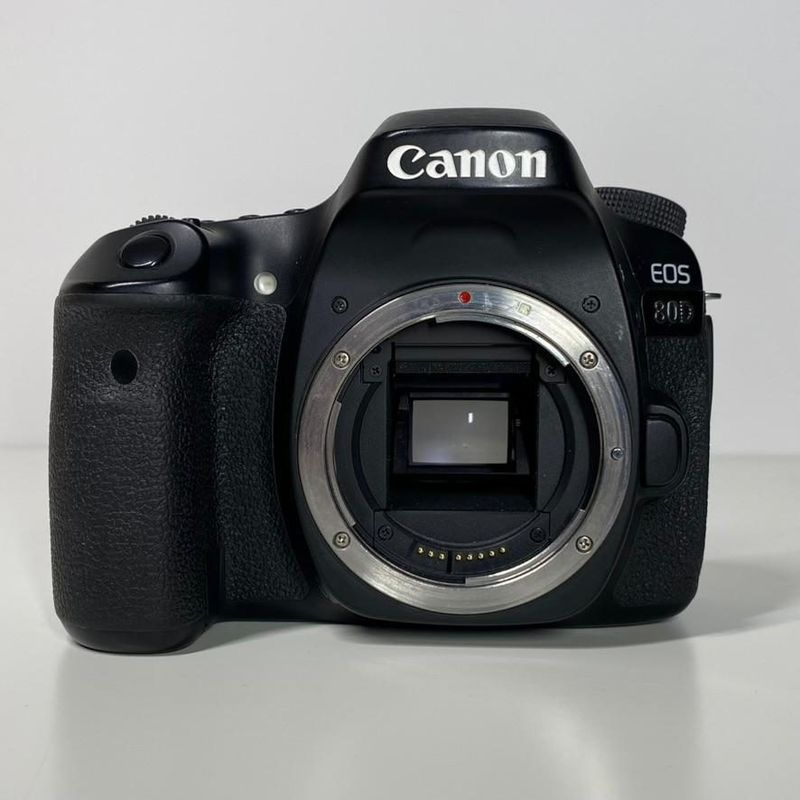 Фотокамера Canon EOS 80D