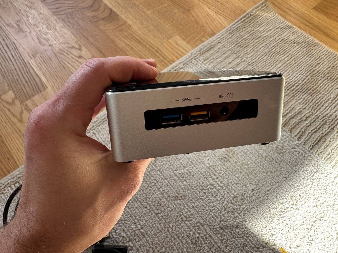 Мини-ПК Intel NUC i7-5557U, 16/128 ГБ