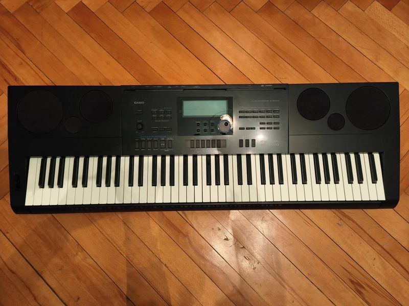 Клавишные CASIO WK-6600 + сумка