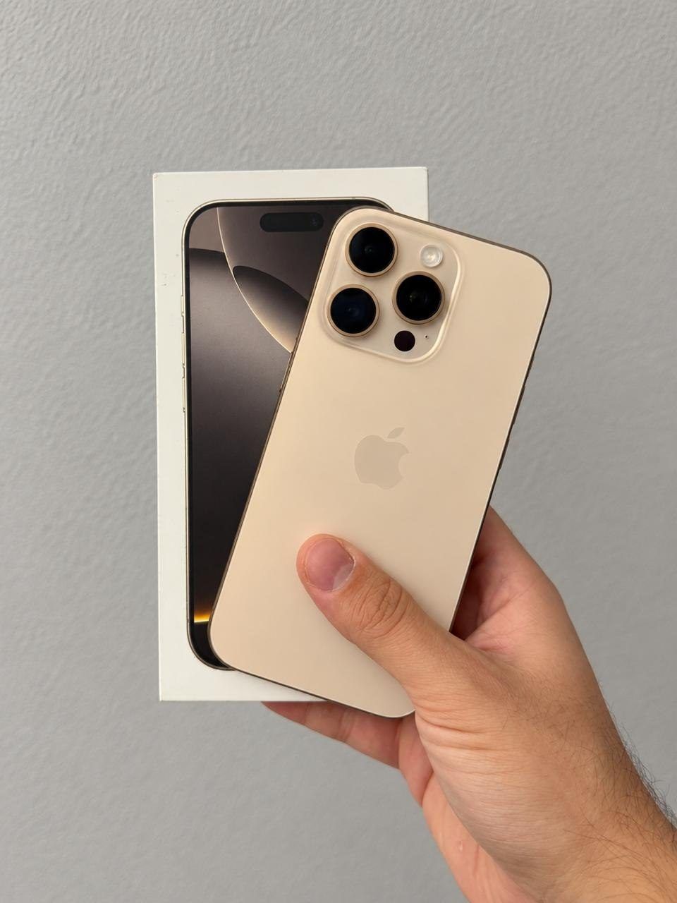 Смартфон Apple iPhone 16 Pro, 256GB