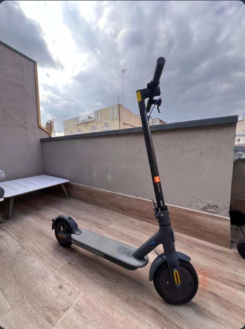 Самокат Xiaomi Mi Scooter 3