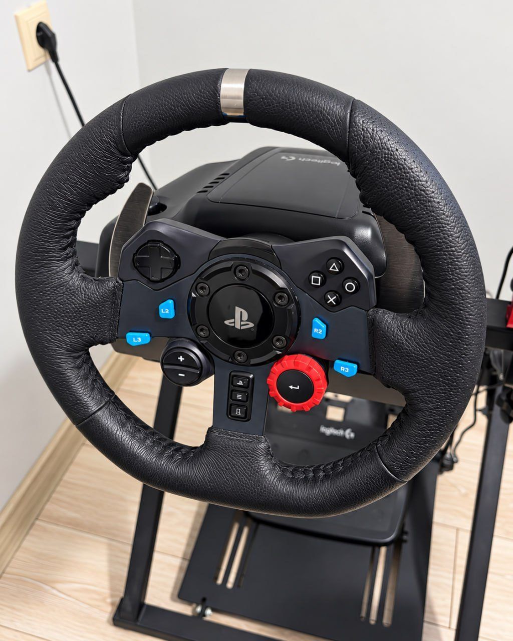 Гоночный симулятор Logitech G29 Driving Force, комплект