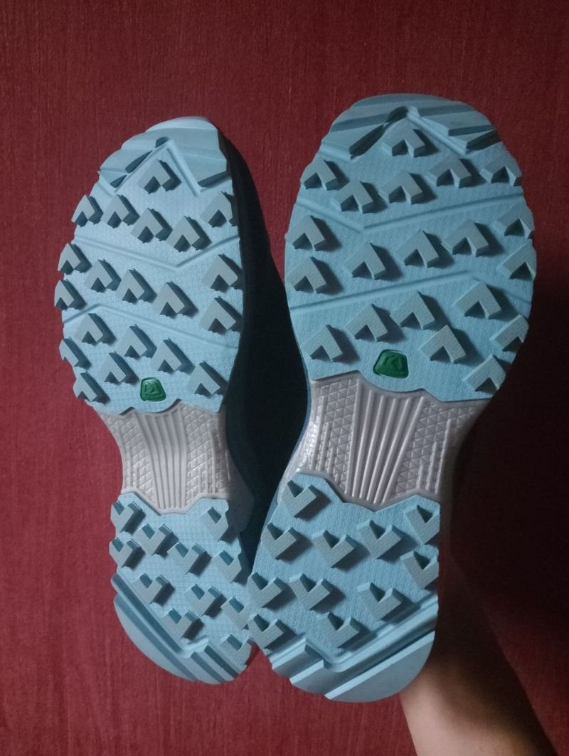 Кроссовки Karrimor, размер 38.5