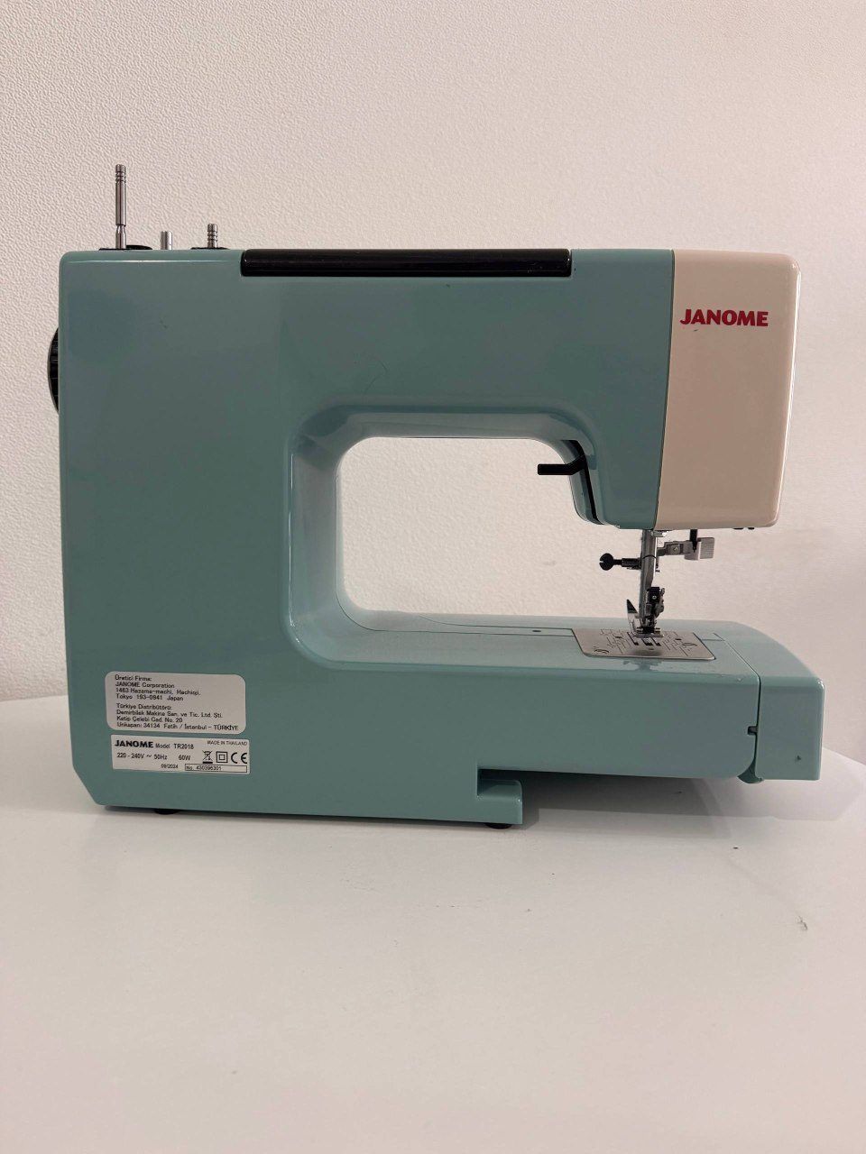 Швейная машина Janome TR2018
