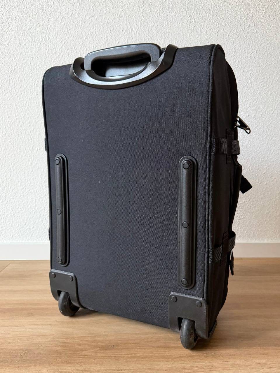 Ручная кладь Eastpak TRANVERZ S, 42 л