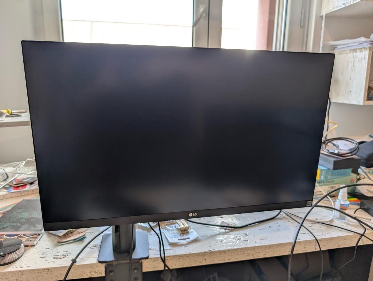 Монитор LG 27UN880P-B, 4k