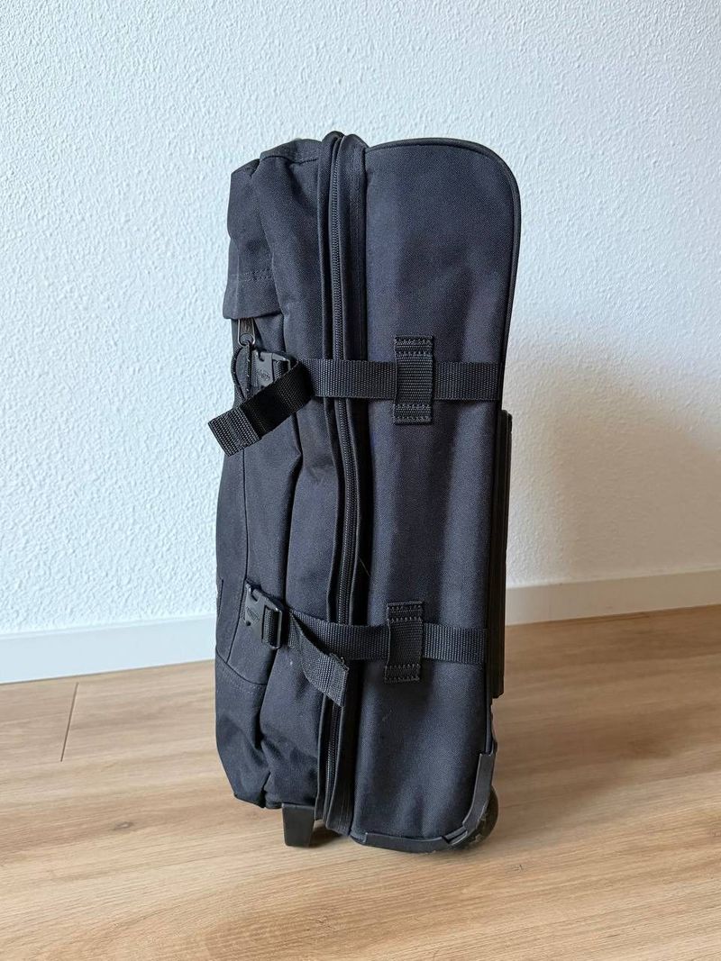 Ручная кладь Eastpak TRANVERZ S, 42 л