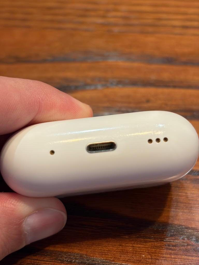 Наушники Apple AirPods Pro 2, Lightning