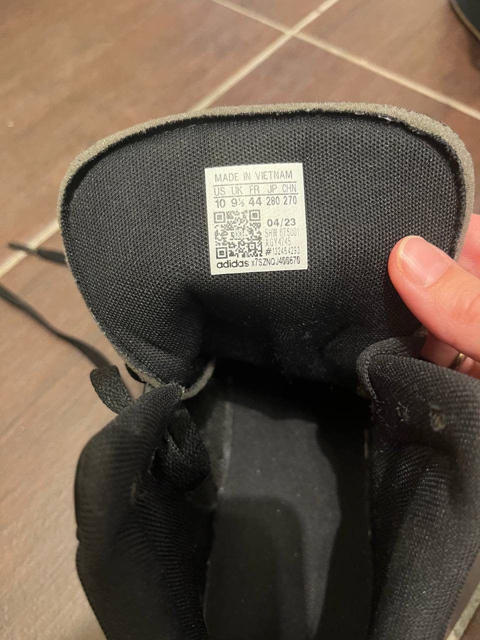 Кроссовки Adidas, размер 44