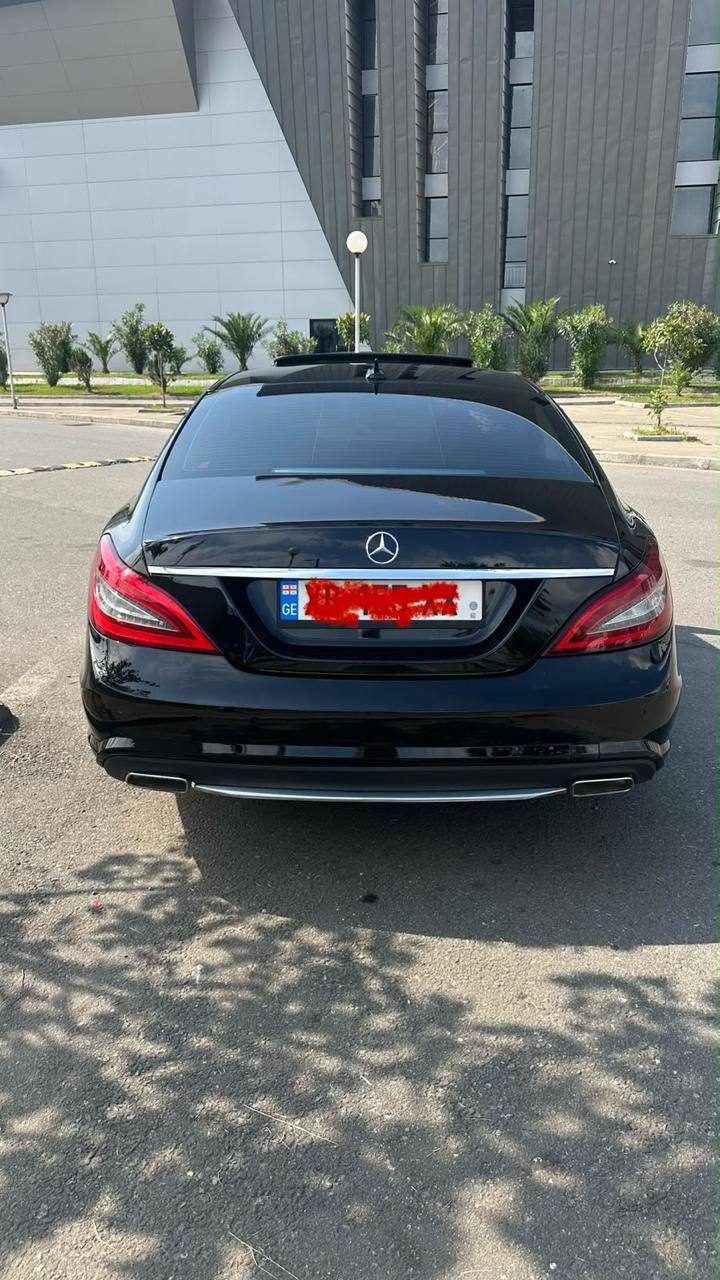 Автомобиль Mercedes-Benz CLS 350, 2014 год