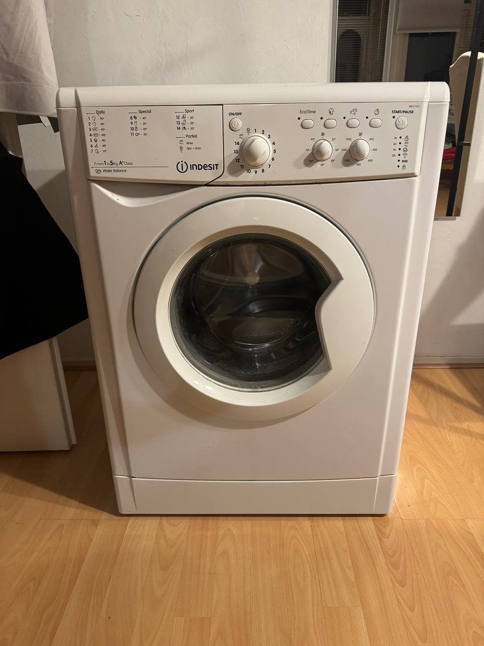 Стиральная машина Indesit